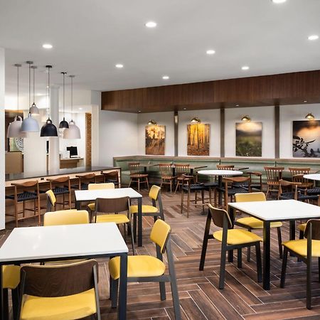 Fairfield By Marriott Inn & Suites ווייקרוס מראה חיצוני תמונה
