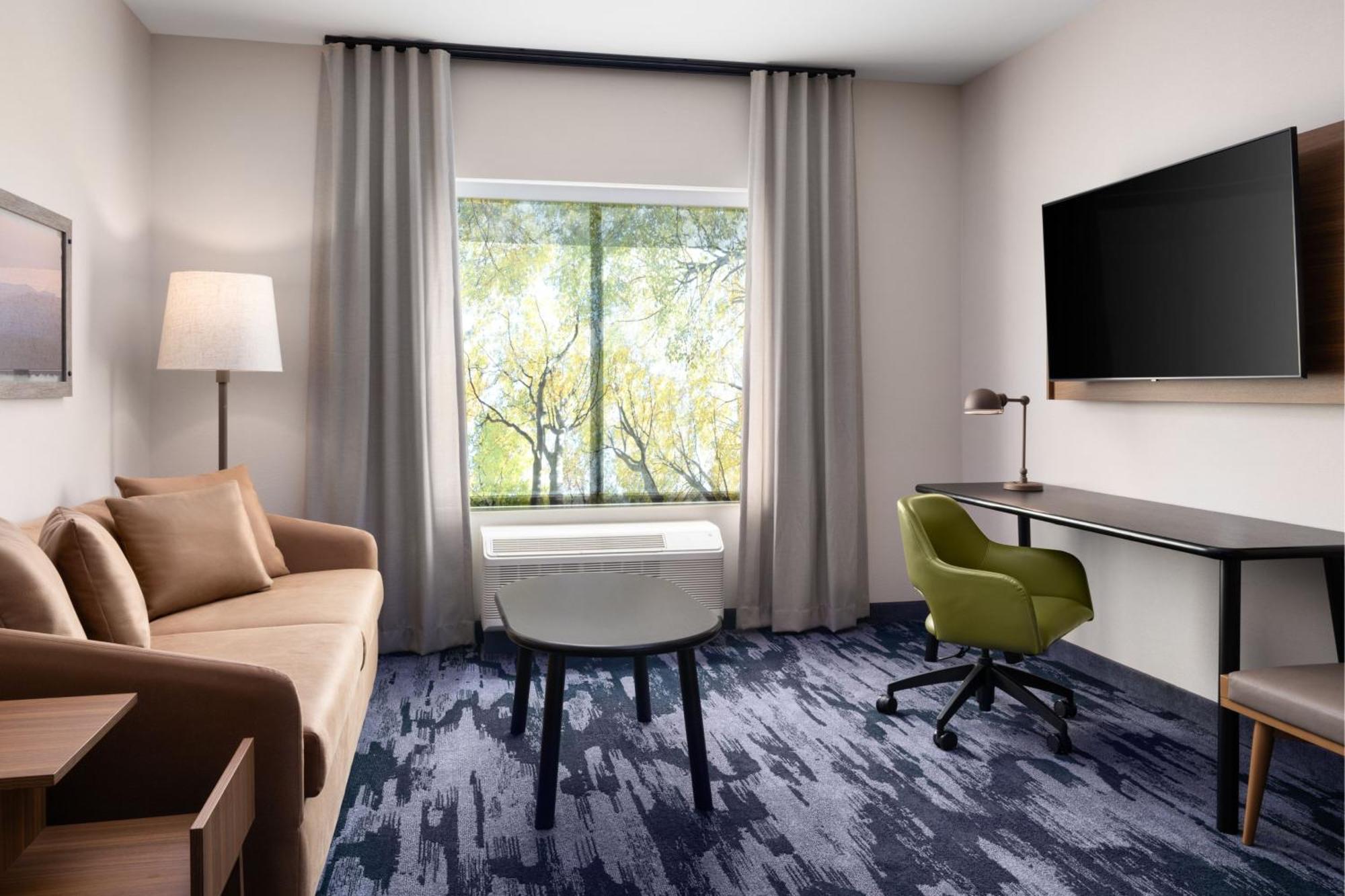Fairfield By Marriott Inn & Suites ווייקרוס מראה חיצוני תמונה